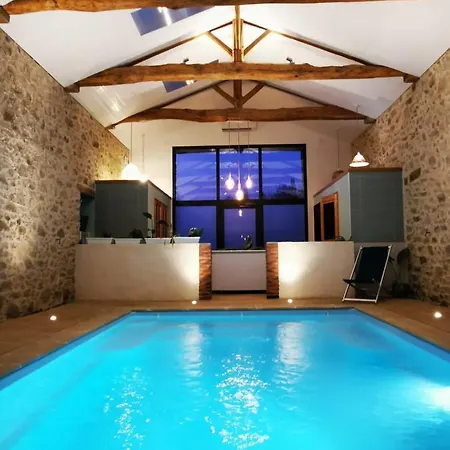 L'Escale Du Bocage Piscine Couverte Chauffee La Flocelliere Exterior photo