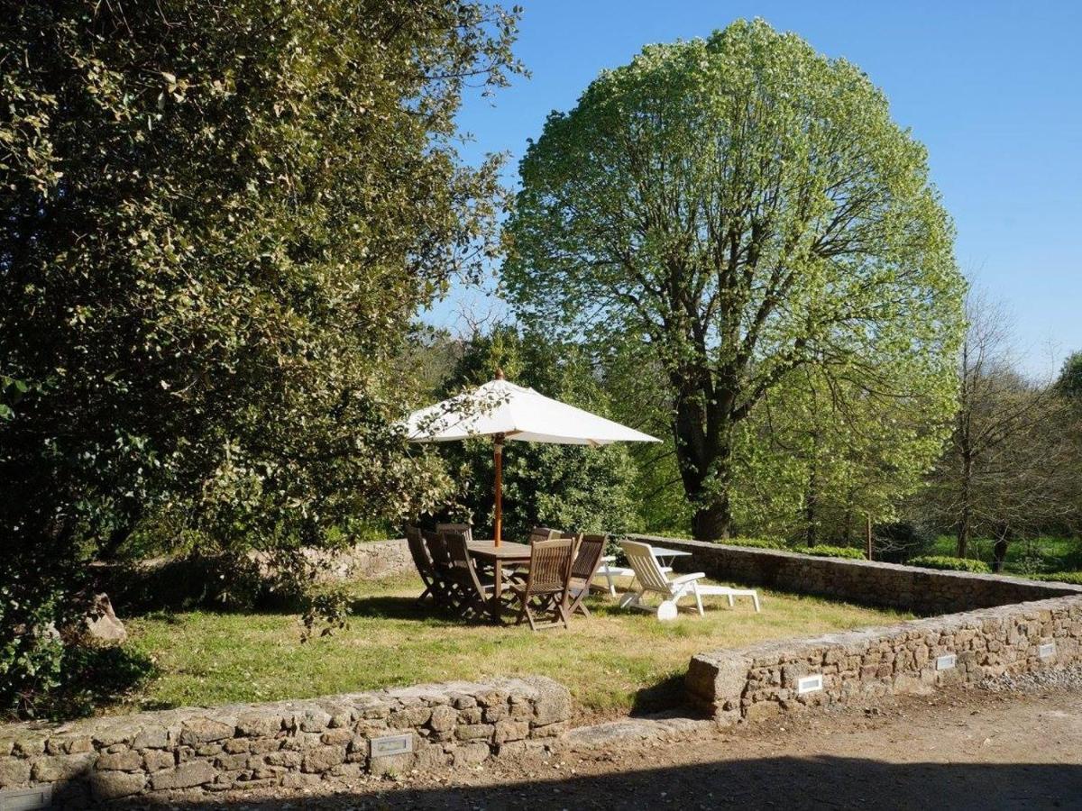 L'escale Du Bocage Piscine Couverte Chauffee Holiday home La Flocelliere