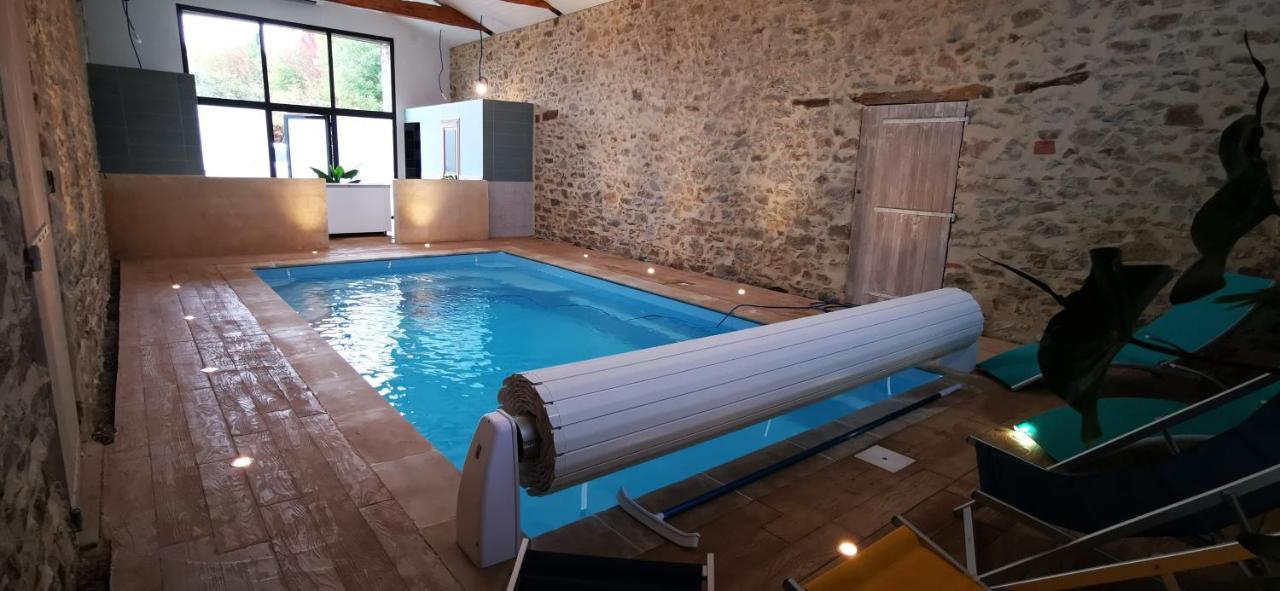L'escale Du Bocage Piscine Couverte Chauffee * La Flocelliere